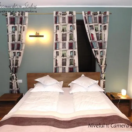 Brasov Accommodation Studios Брашов