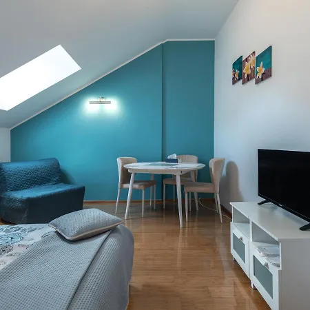 Апартаменти Brasov Accommodation Studios