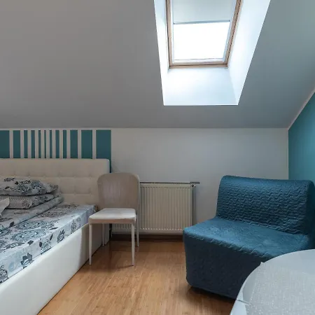 Апартаменти Brasov Accommodation Studios