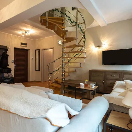 Апартаменти Brasov Accommodation Studios *