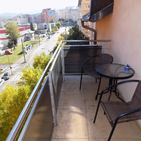 Brasov Accommodation Studios * Брашов